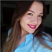 Profesora de química, matemáticas, inglés y biología, imparte clases a alumnos de la ESO